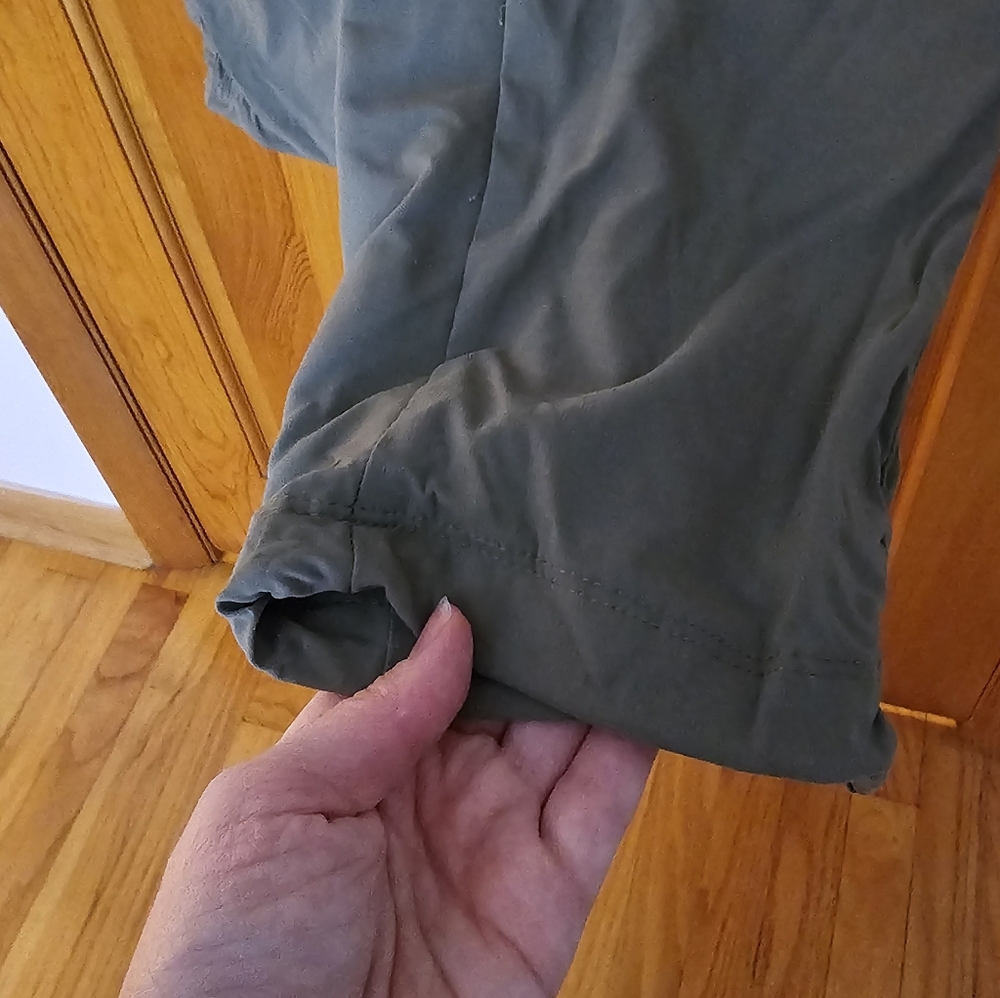 Columbia Olive Omni Shield Convertable Hiking Pants - Picture 3 of 8